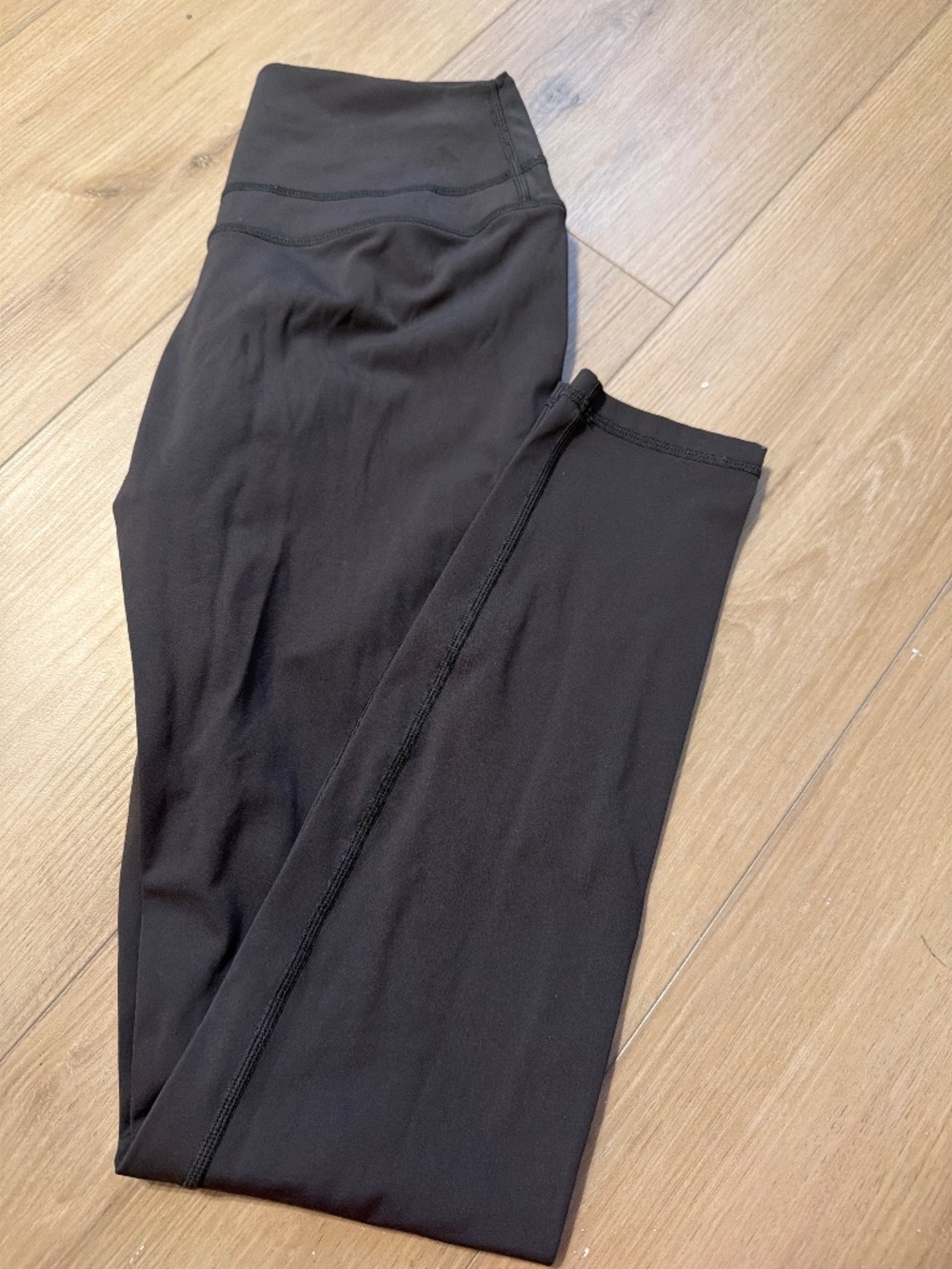 Coal size medium Oner Active leggings.